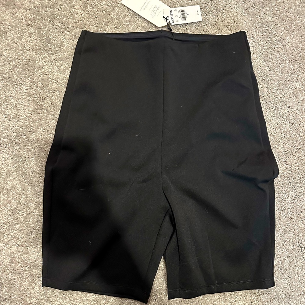 Black express body contour biker shorts